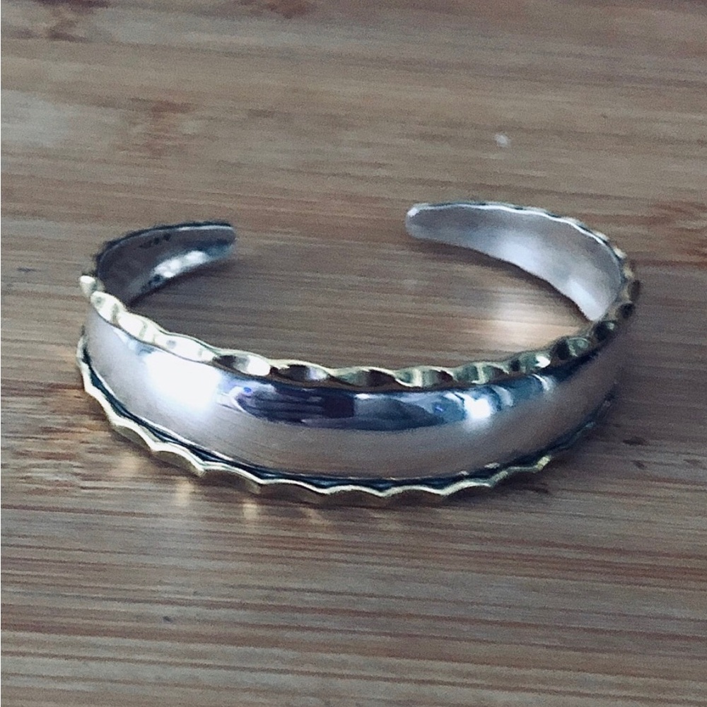 $118 Sterling & Gold Estate Cuff  Marked MEXICO 925 - Picture 5 of 9